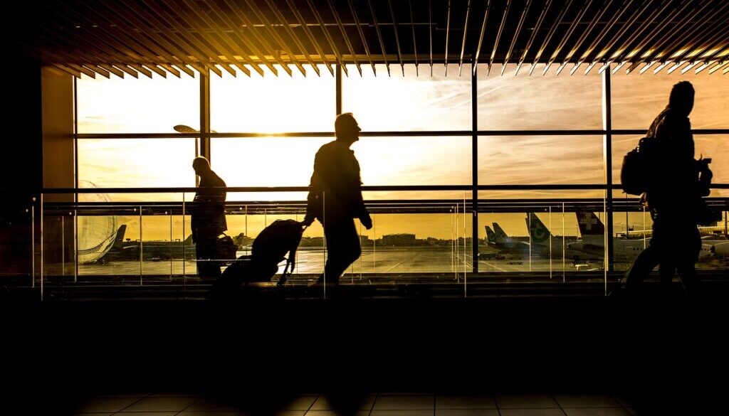 airport terminal man travel 1822133