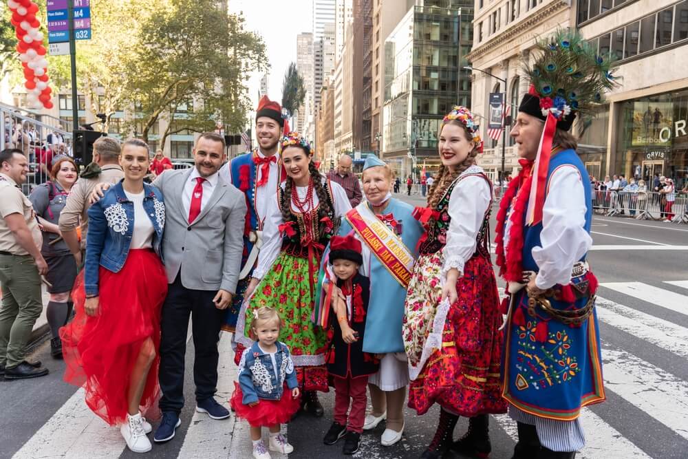 Mieszkasz poza Polską - korzystaj z bazy organizacji oraz instytucji polonijnych za granicą?